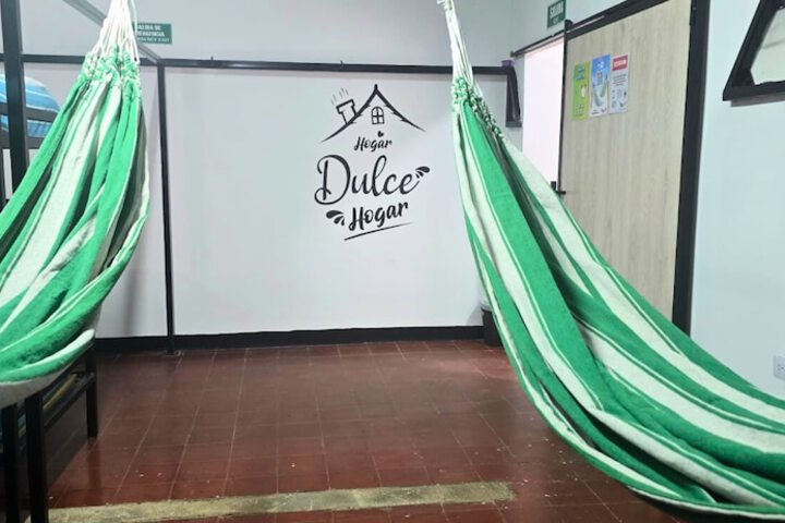 Room 8 of 25