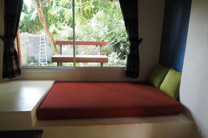 Room 35 of 69