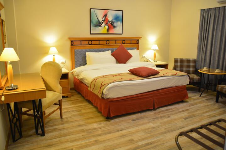 Room 17 of 47