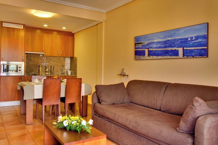 Room 14 of 51