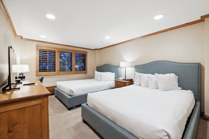 Room 36 of 192
