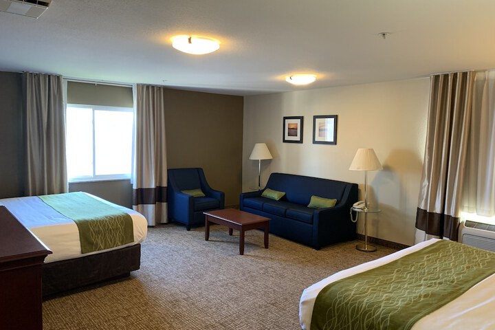Room 4 of 38