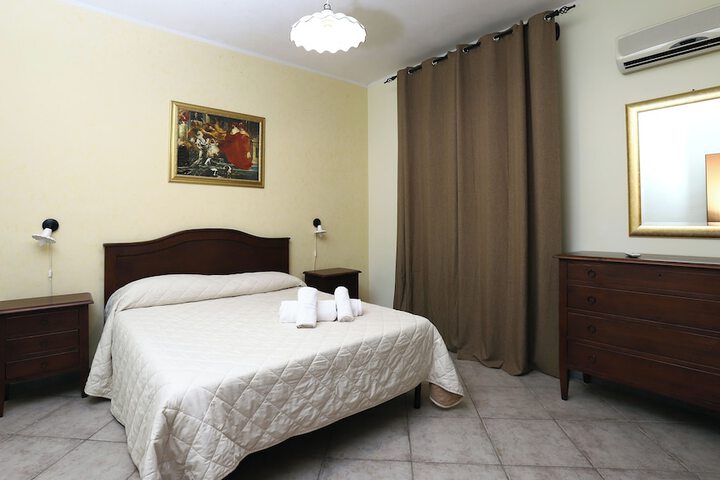 Room 7 of 62