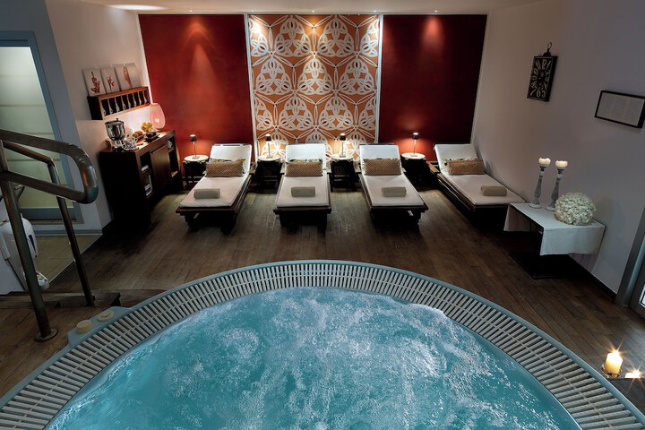Relaxing Spa