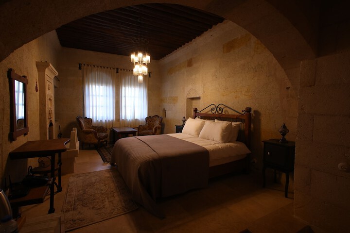 Room 5 of 55