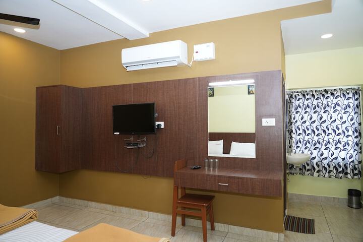Room 2 of 21