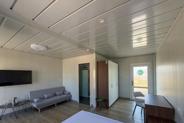 Room 38 of 109