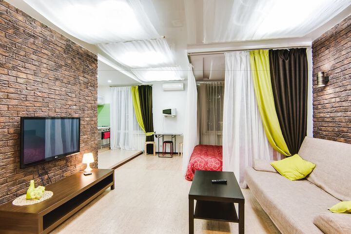 Room 2 of 172