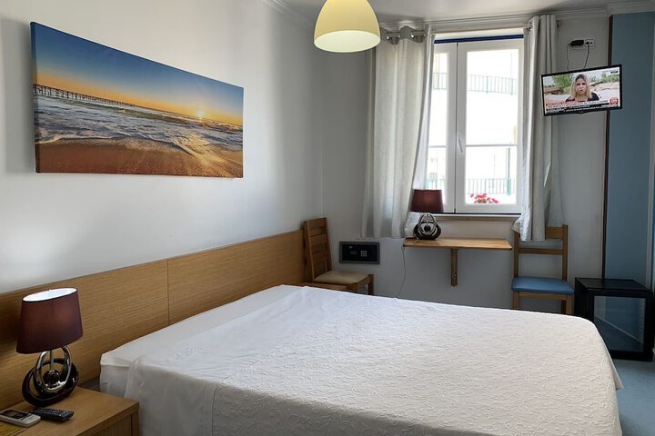 Room 36 of 85