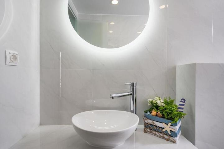 Bath Interior