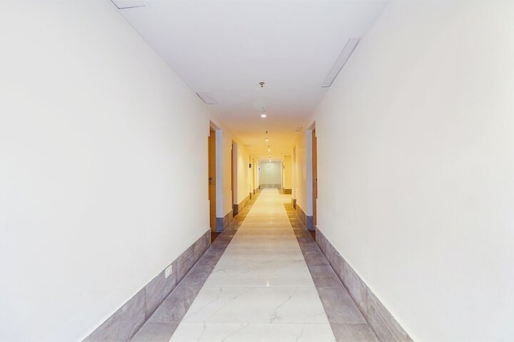 Hotel Interior 4 of 43