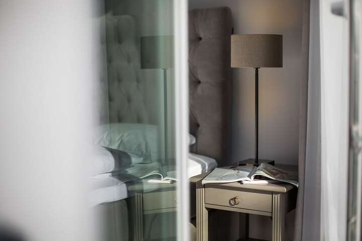 Room 8 of 52