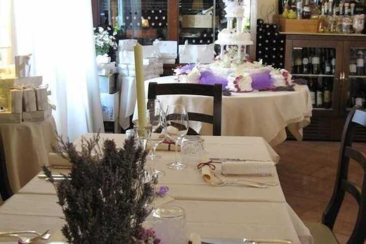 Dining 43 of 63