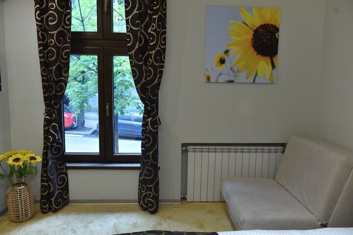 Room 15 of 27