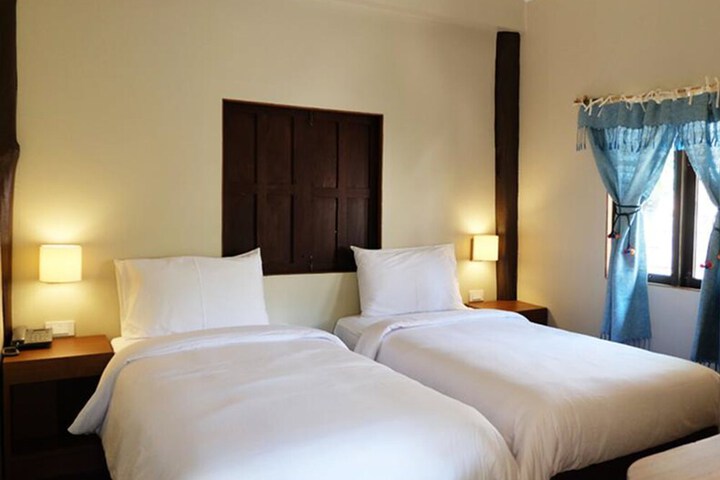 Room 6 of 31