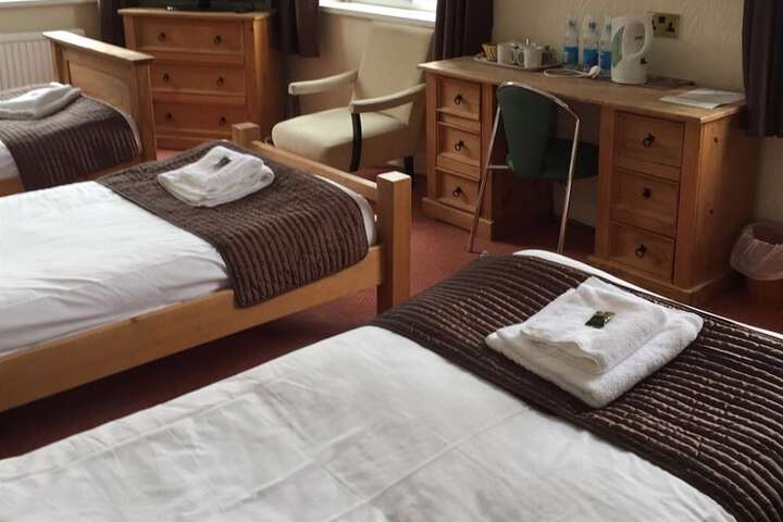 Room 14 of 63
