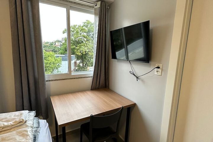 Room 35 of 80