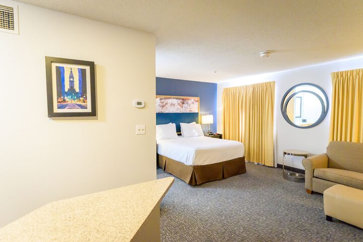 Room 9 of 37