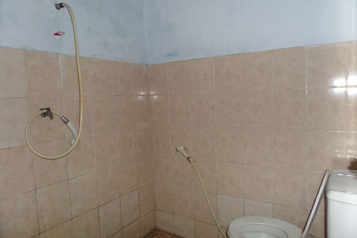 Room 15 of 21