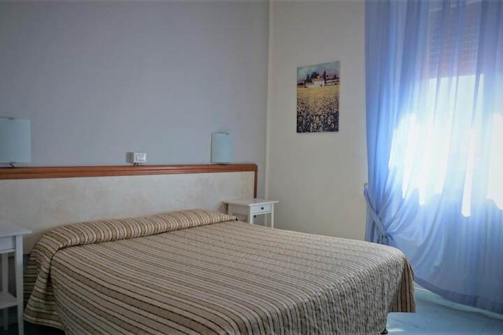 Room 15 of 38