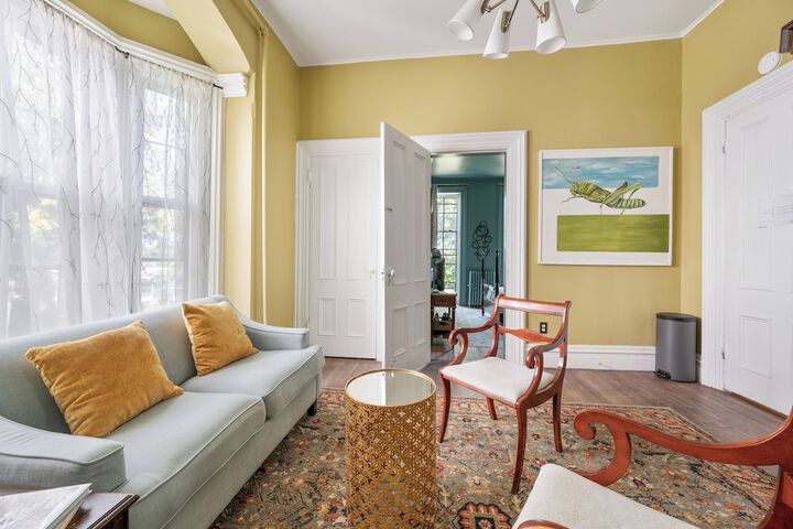 Room 41 of 60