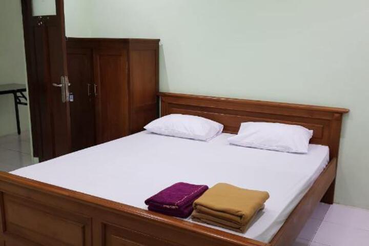 Embe Pitoe Syariah Gejayan Mitra RedDoorz