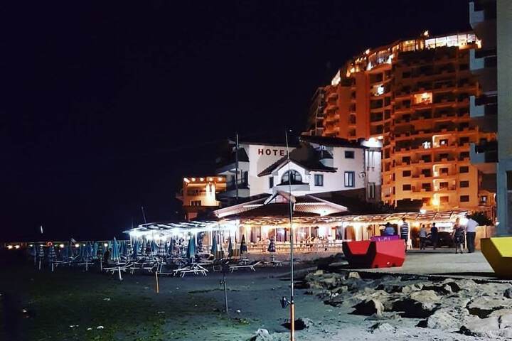HOTEL KESHTJELLA