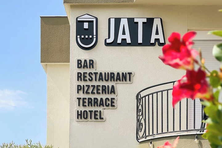 Hotel 64 of 70