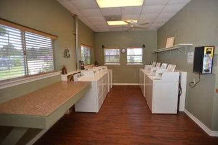 Property Grounds 28 of 33