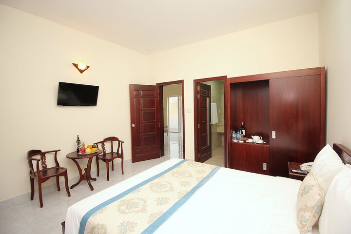 Room 28 of 151