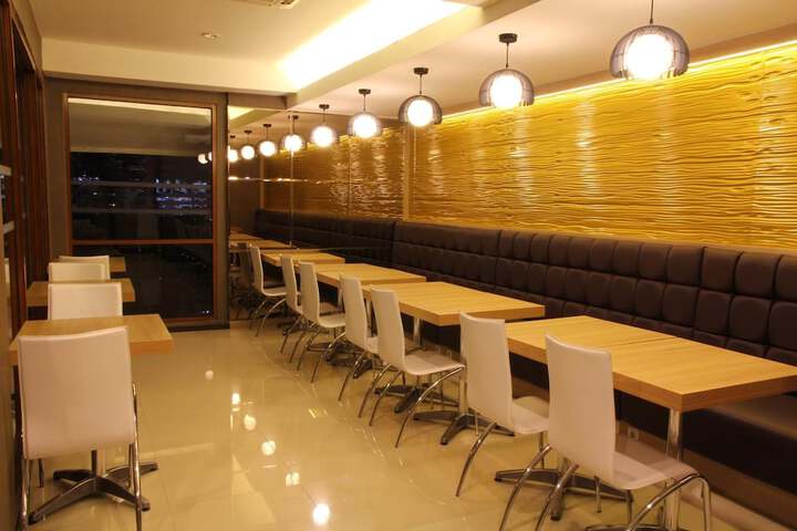 Dining Photos