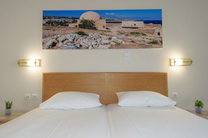 Room 3 of 13