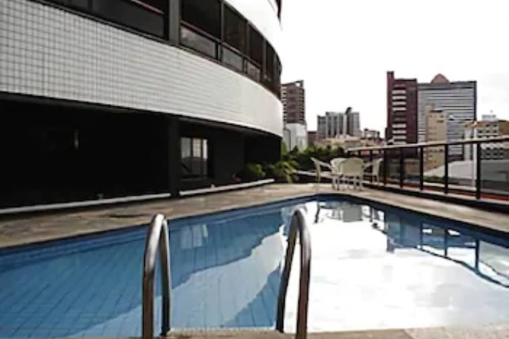 Pool Hotel