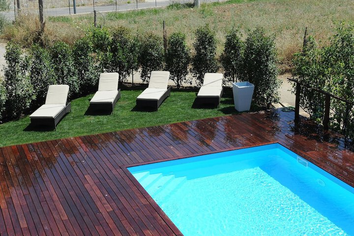 Pool 21 of 29