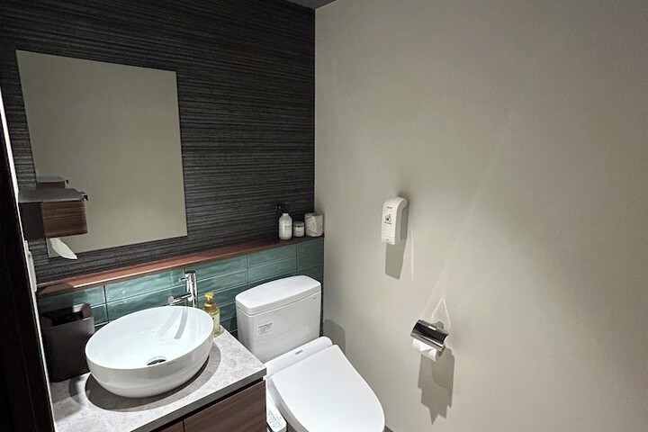 Room 12 of 15