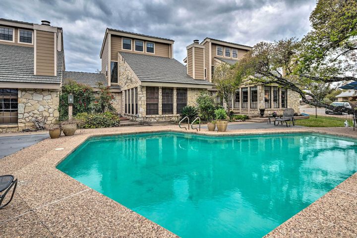 Horseshoe Bay Resort Townhome - Near Lake Lbj!