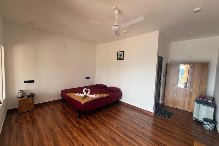 Room 14 of 21