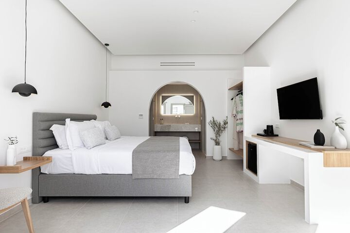 Room 42 of 51