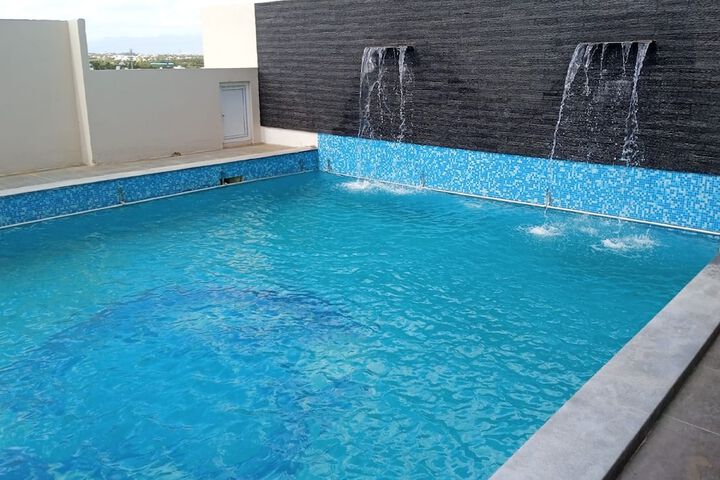 Pool 8 of 18