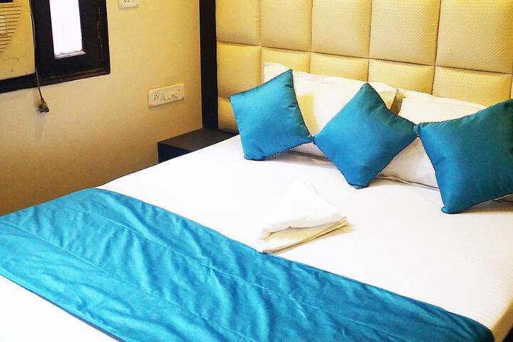 Hotel Shri Sai International