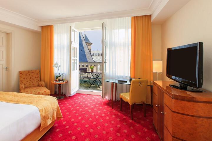 Room 37 of 63