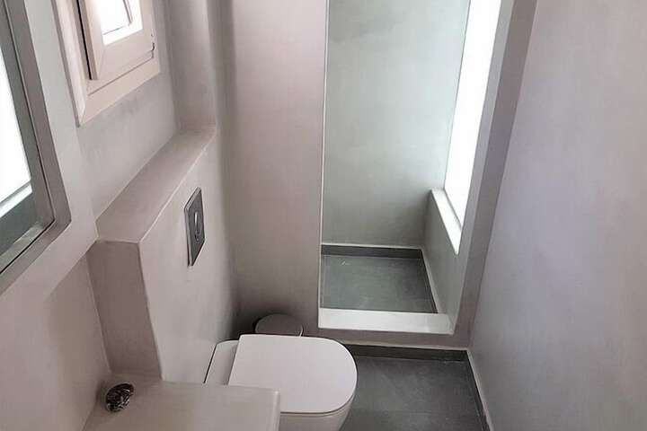 Room 35 of 47