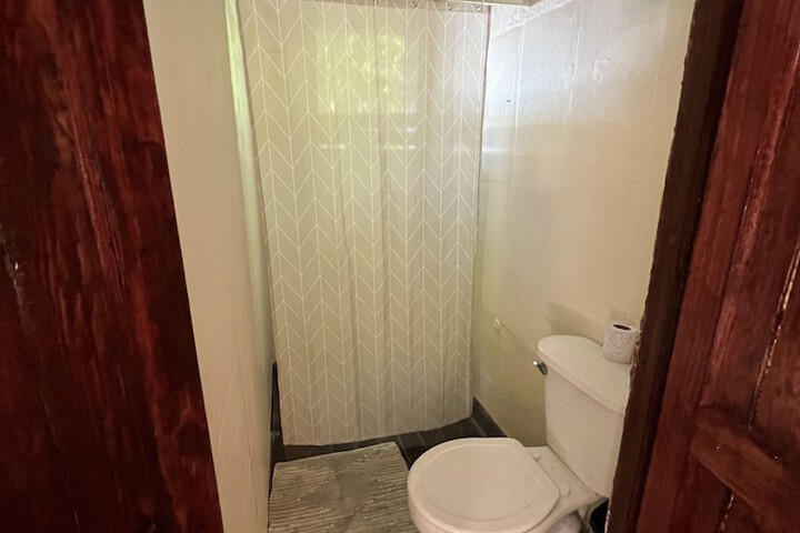 Room 45 of 98