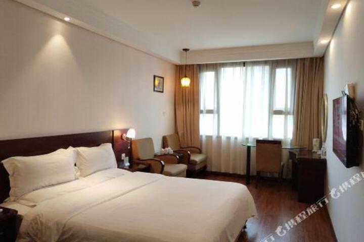 South Garden Hotel
