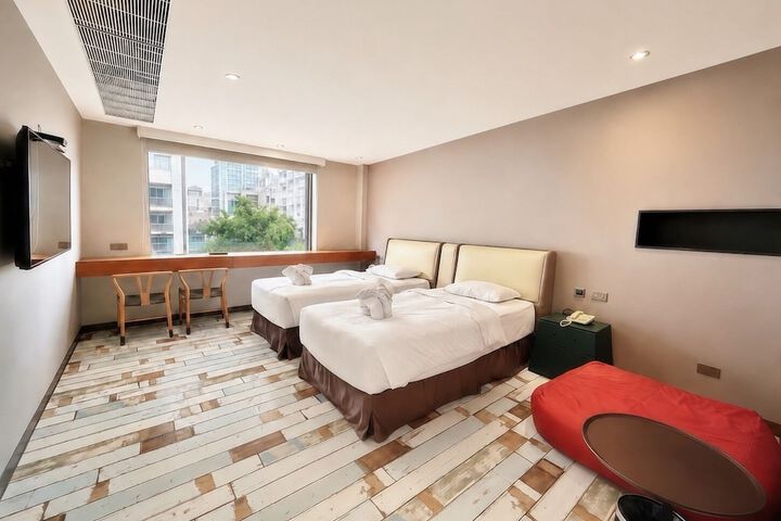 Room 60 of 133