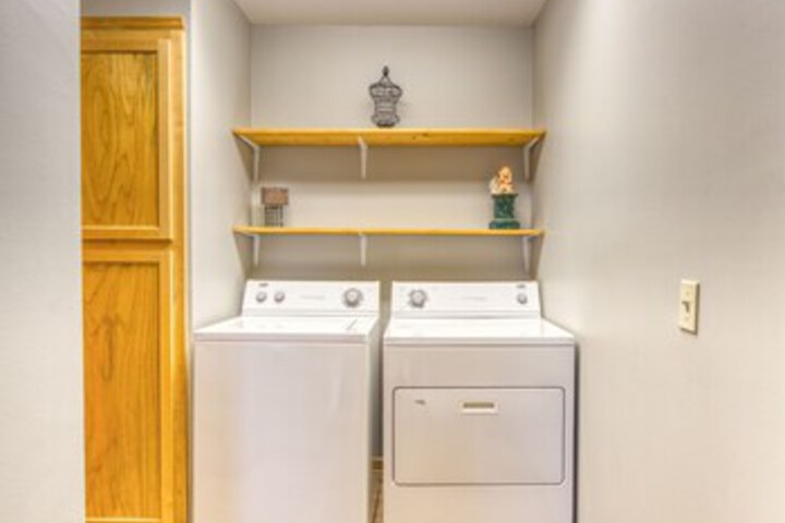 Laundry 8 of 27