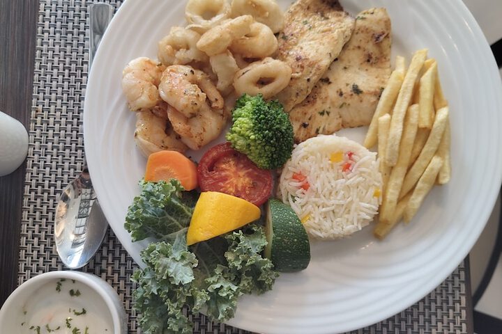 Dining 46 of 57