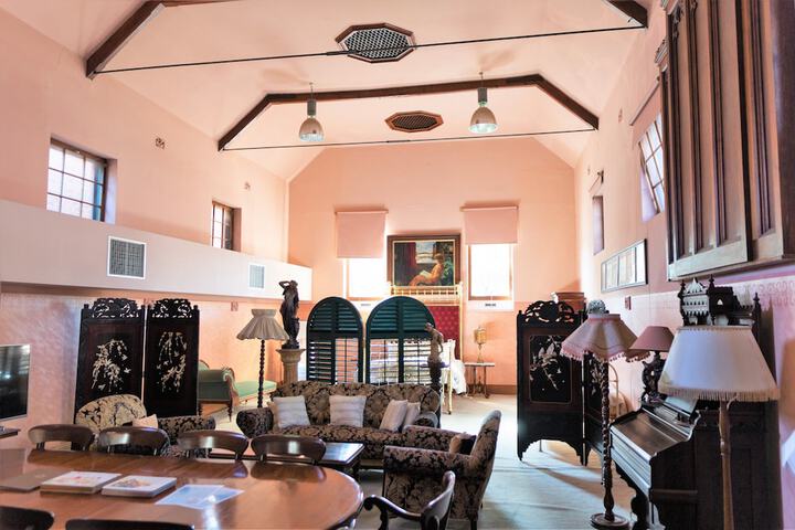 Room 47 of 100