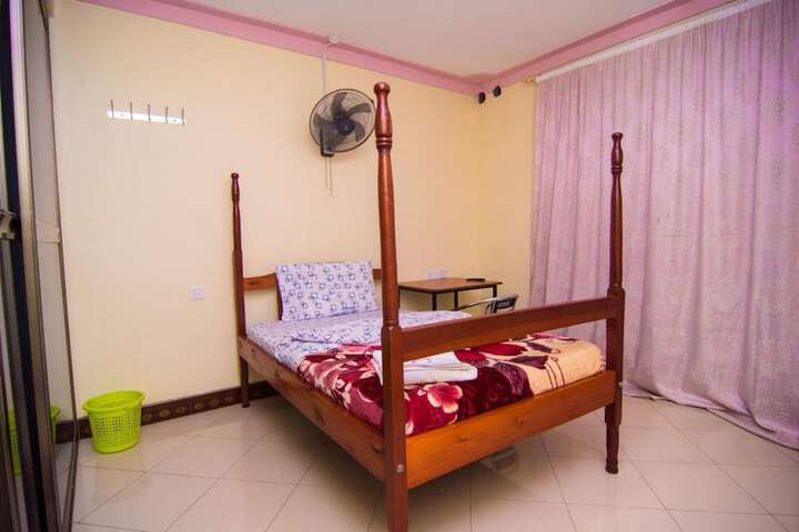 Room 15 of 62