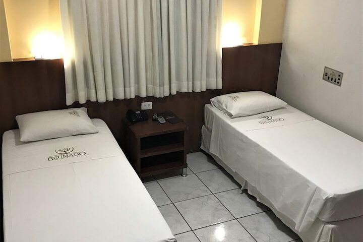 Room 10 of 35